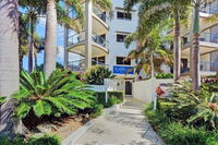 Book Mooloolaba Accommodation Vacations Hotel WA Hotel WA
