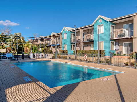 Waters Edge Apartment With Jetty - Hotel WA 1