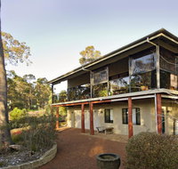 Waters Edge Margaret River Est 2010 - Hotel WA