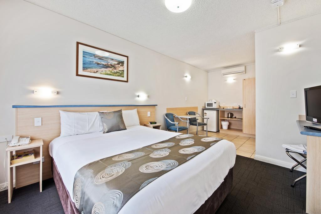 Dernancourt SA Hotel WA