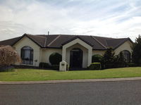 Book Mount Gambier Accommodation Vacations Hotel WA Hotel WA