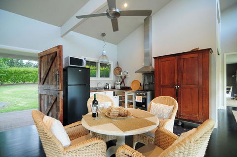 Willabrook Retreat - Mojo Cottage - Romantic Escape! - Hotel WA 3