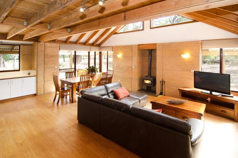 Woodstone Kookaburra Cottage - Hotel WA 3