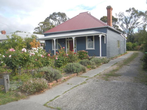 Yarram Cottage: Art And Accommodation - Hotel WA 1