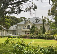 Yatahlia Manor Luxury Homestay - Hotel WA