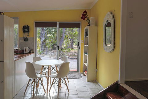 Yellow Cottage - Bush And Beach - Hotel WA 2