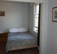 Young Budget Accommodation - Hotel WA