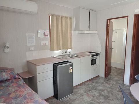 Young Caravan Park - Hotel WA 2