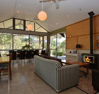 Elfin Hill Vineyard Accommodation - Hotel WA