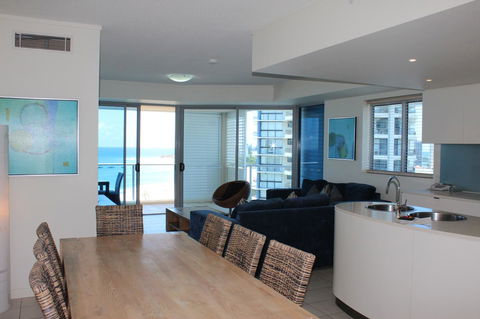 Blue C Coolangatta - Hotel WA 32