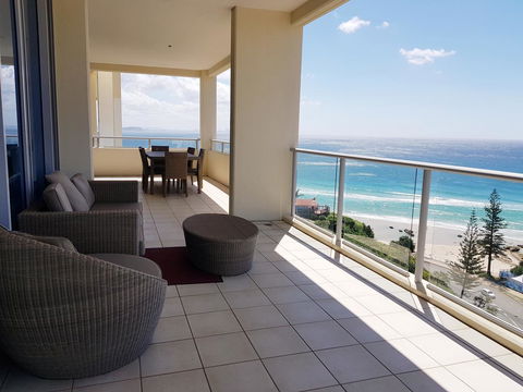 Blue C Coolangatta - Hotel WA 8
