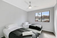 Book Nerang Accommodation Vacations Hotel WA Hotel WA