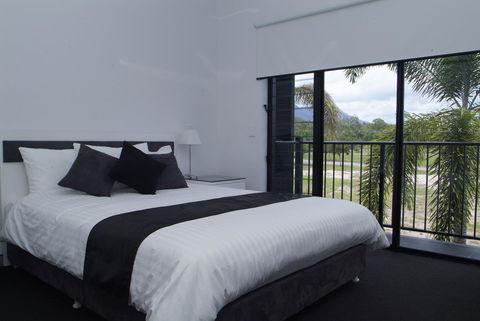 Hinchinbrook Holiday Apartments - Hotel WA 23