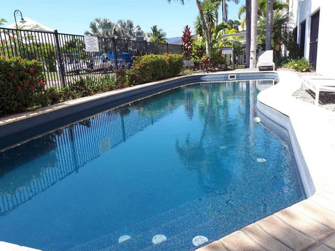 Hinchinbrook Holiday Apartments - Hotel WA 25