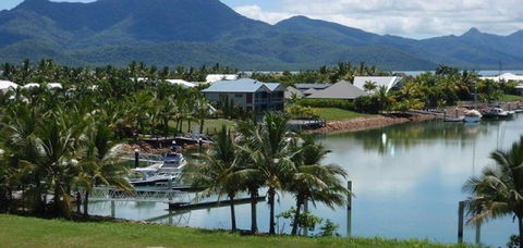 Hinchinbrook Holiday Apartments - Hotel WA 6