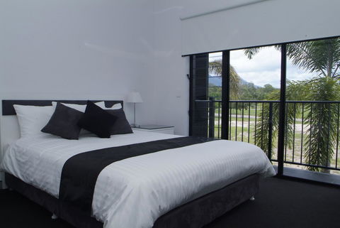 Hinchinbrook Holiday Apartments - Hotel WA 41