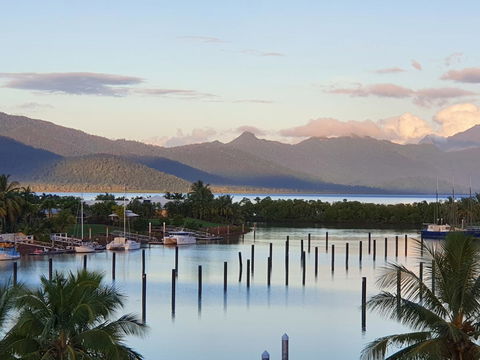 Hinchinbrook Holiday Apartments - Hotel WA 3