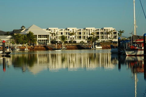 Hinchinbrook Holiday Apartments - Hotel WA 28