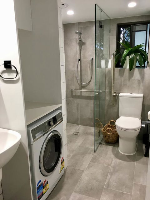 Burleigh Palms Holiday Apartments - Hotel WA 6