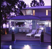 The Pines At Oak Beach - Hotel WA