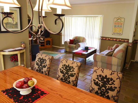 Apple Tree Cottage Montville - Hotel WA 5