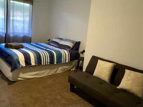 Beeâ€™s Place - 3 Bedroom Home On 10 Acres Of Land With Distant Ocean Views - Hotel WA 6