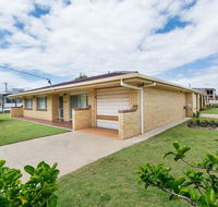 Lowset Sweetie Central to Everything - Partridge St Bongaree - Hotel WA