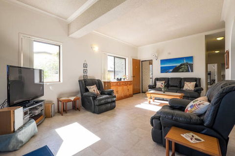 Keith\'s Place, 1 Of The 3 Most Popular Units On Bribie - Hotel WA 12