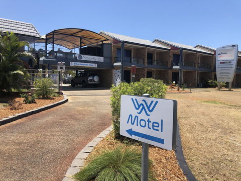 Bribie Waterways Motel - Hotel WA 1