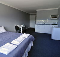 Bribie Island Square - Hotel WA