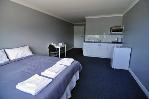 Bribie Island Square - Hotel WA 0