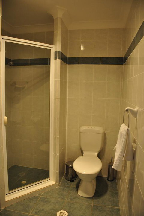 Bribie Island Square - Hotel WA 7