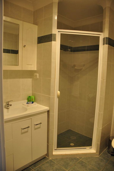 Bribie Island Square - Hotel WA 5