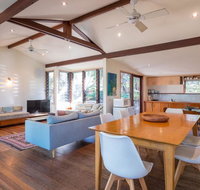 Laguna House - Hotel WA