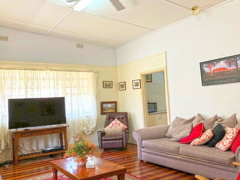 'Daves Place', 27 Rigney St - Holiday House With WIFI, Aircon & Boat Parking - Hotel WA 1