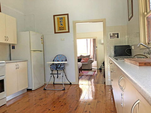 'Daves Place', 27 Rigney St - Holiday House With WIFI, Aircon & Boat Parking - Hotel WA 2