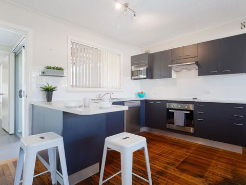 'Shoalz', 28 Rigney Street - Renovated Pet Friendly Cottage & Boat Parking - Hotel WA 3