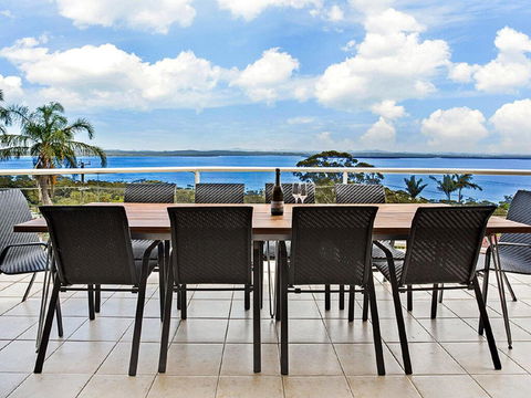 'The Bay', 25 Wallawa Rd - Huge Home With Aircon, Spectacular Views & Chromecast - Hotel WA 3