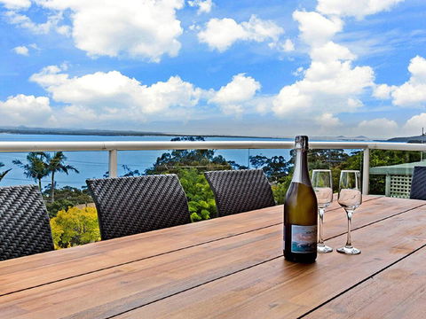 'The Bay', 25 Wallawa Rd - Huge Home With Aircon, Spectacular Views & Chromecast - Hotel WA 1