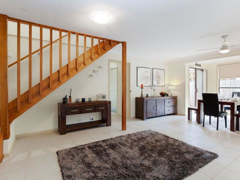 'Willows At The Bay' 111 Horace St - Large House With Aircon, WIFI And Boat Parking. - Hotel WA 3