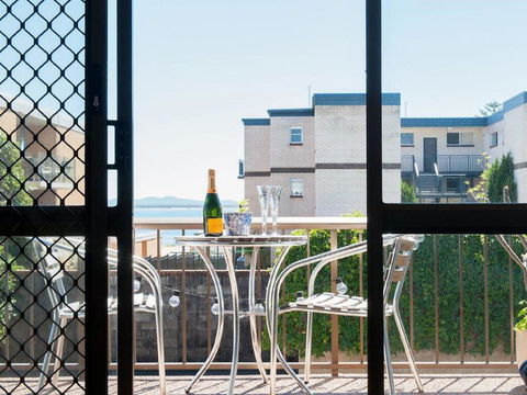 1 'BAHIA', 47 RONALD AVE - GREAT LOCATION WITH FILTERED WATER VIEWS - Hotel WA 0