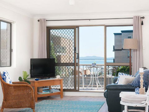 1 'BAHIA', 47 RONALD AVE - GREAT LOCATION WITH FILTERED WATER VIEWS - Hotel WA 3