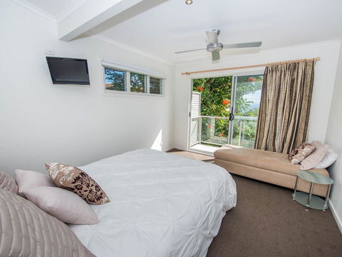 1 'Florida', 5 Lillian Street - 2 Min Walk To Beach, Shops & Restaurants - Hotel WA 3