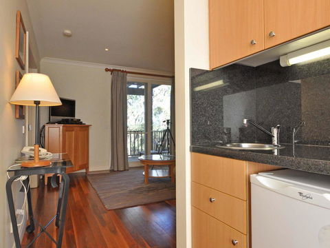 1 Bedroom Executive Villa Located Within Cypress Lakes - Hotel WA 2