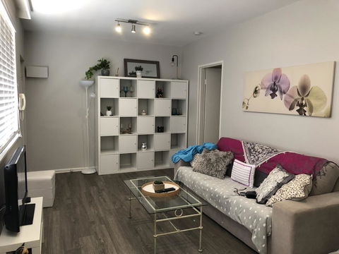 1 Bedroom Unit In Heart Of Elsternwick - Hotel WA 1