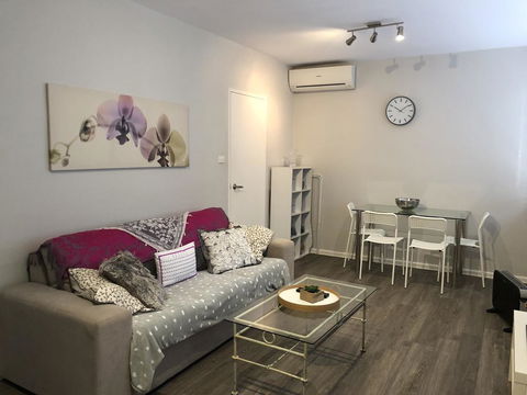 1 Bedroom Unit In Heart Of Elsternwick - Hotel WA 2
