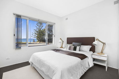 1 South Pacific - Hotel WA 1
