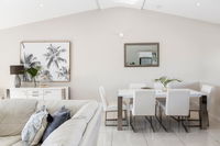 Book Noosaville Accommodation Vacations Hotel WA Hotel WA