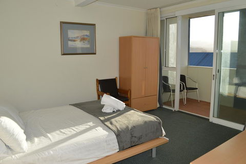 16 Lakeview Plaza - Hotel WA 3