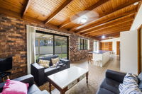 Book Iluka Accommodation Vacations Hotel WA Hotel WA